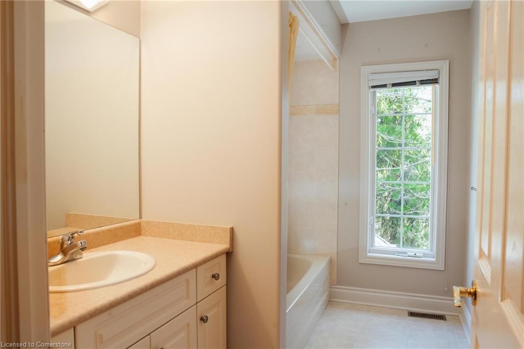 45 Parkshore Place Property Photo 28