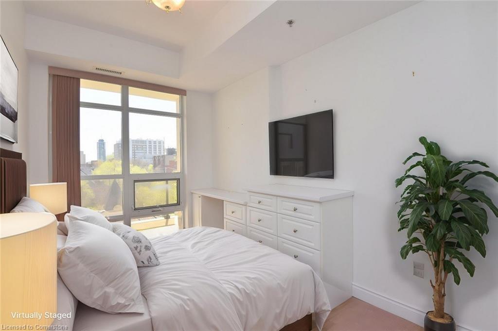 604-90 Charlton Avenue W Property Photo 27