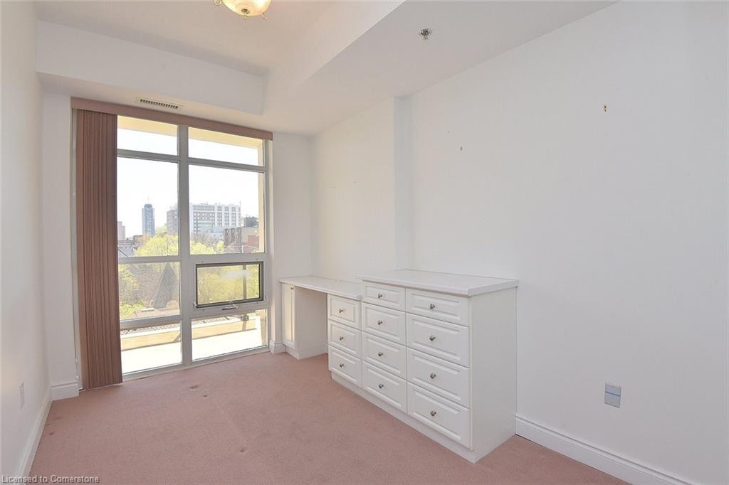 604-90 Charlton Avenue W Property Photo 28