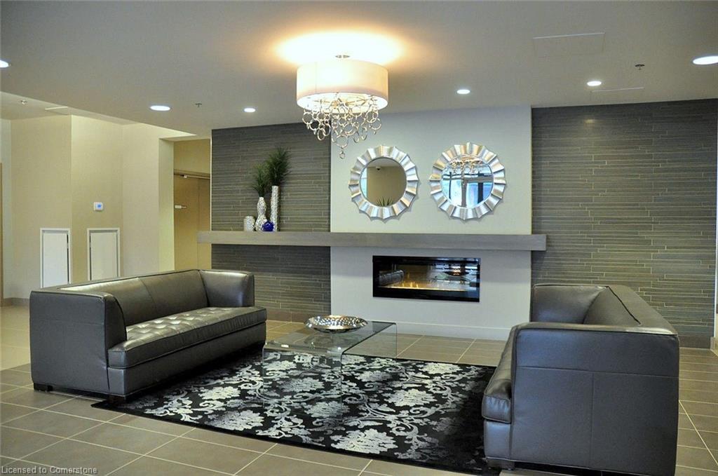 604-90 Charlton Avenue W Property Photo 41