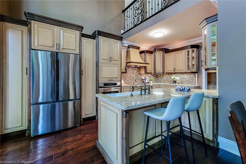 668 Garth Street Property Photo 18