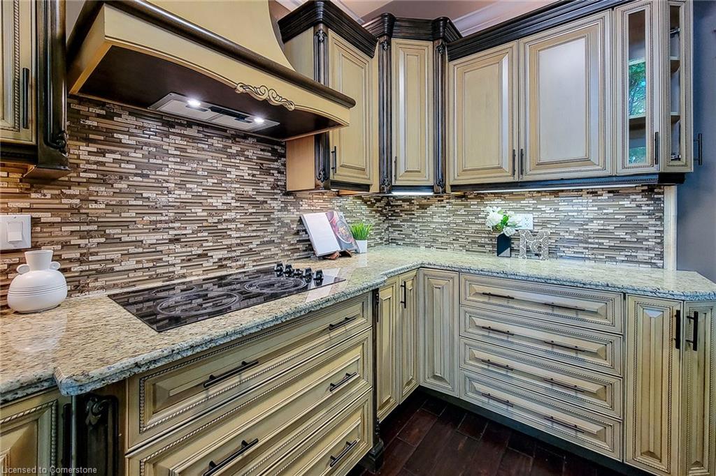 668 Garth Street Property Photo 20