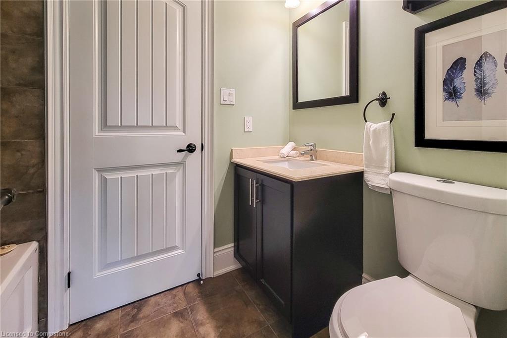 668 Garth Street Property Photo 29
