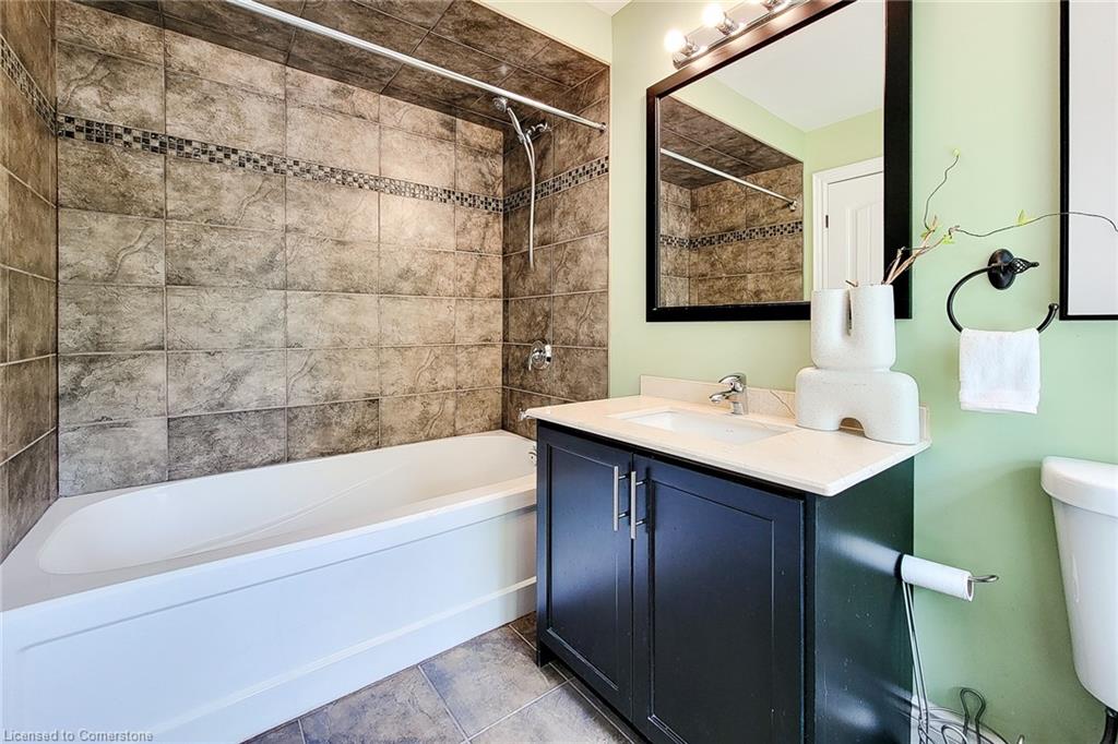 668 Garth Street Property Photo 33