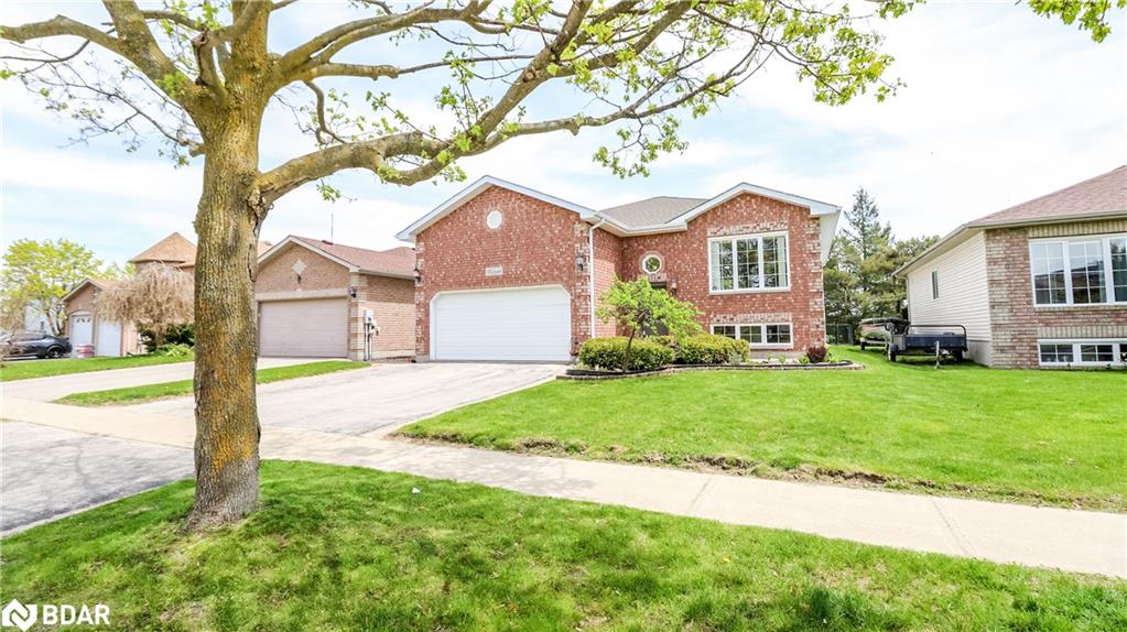 13 O'shaughnessy Crescent Property Photo 1