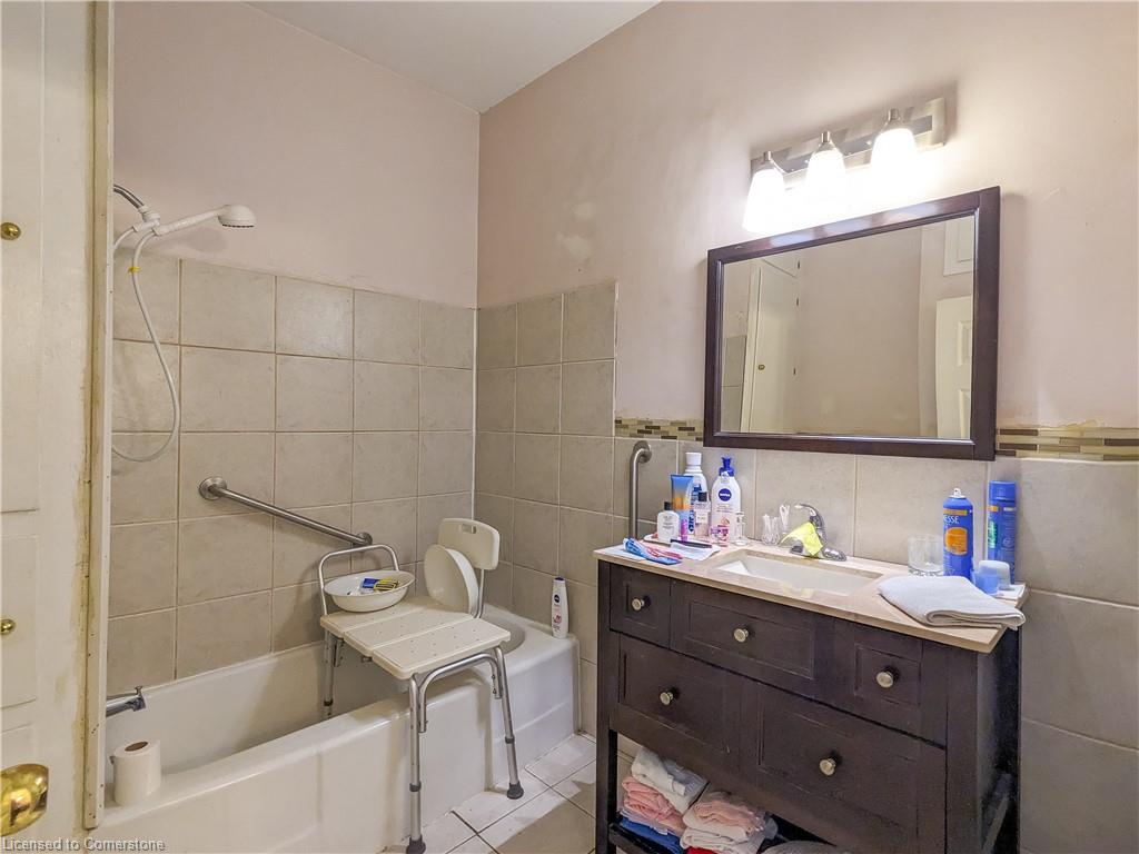 529 Property Photo 19
