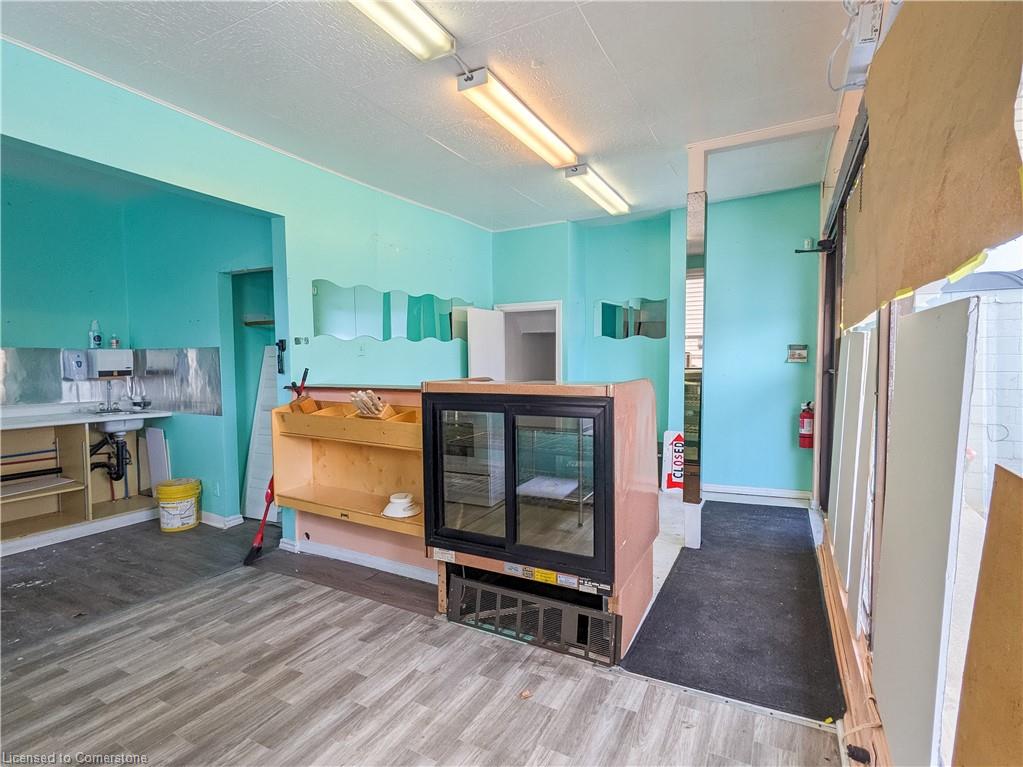 529 Property Photo 30