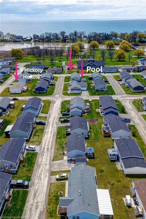 9 Hickory Hollow Property Photo 4