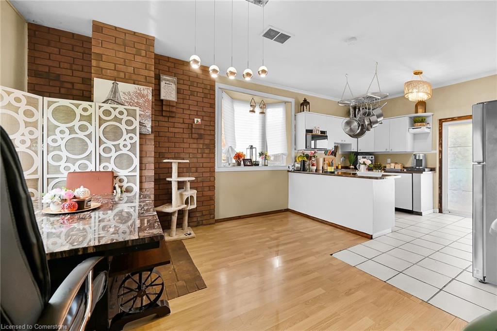 37 Talbot Road Property Photo 10