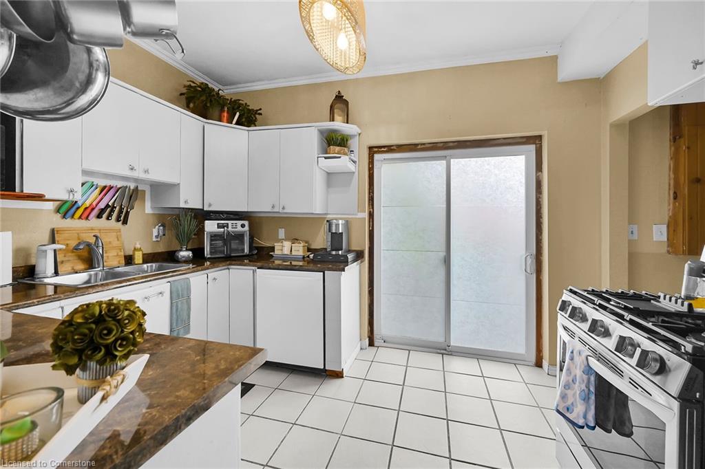 37 Talbot Road Property Photo 12