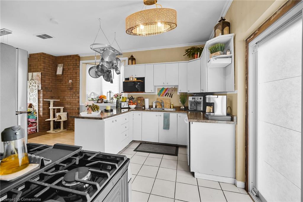 37 Talbot Road Property Photo 13