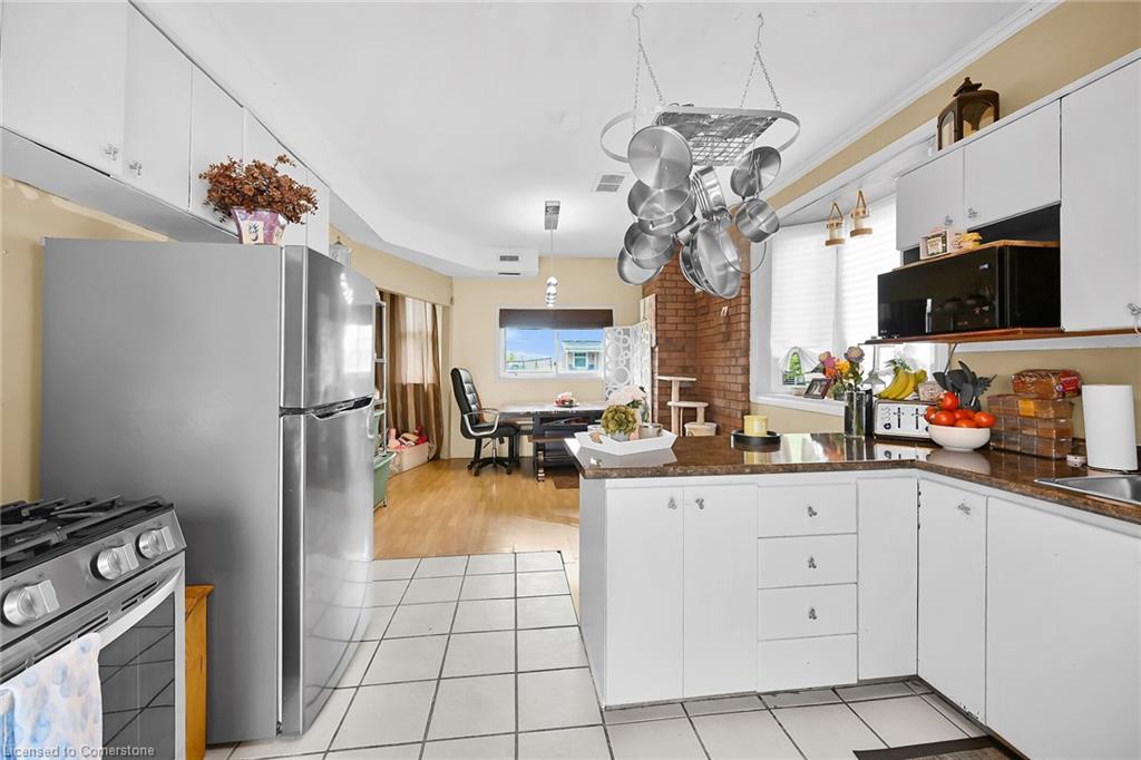 37 Talbot Road Property Photo 16