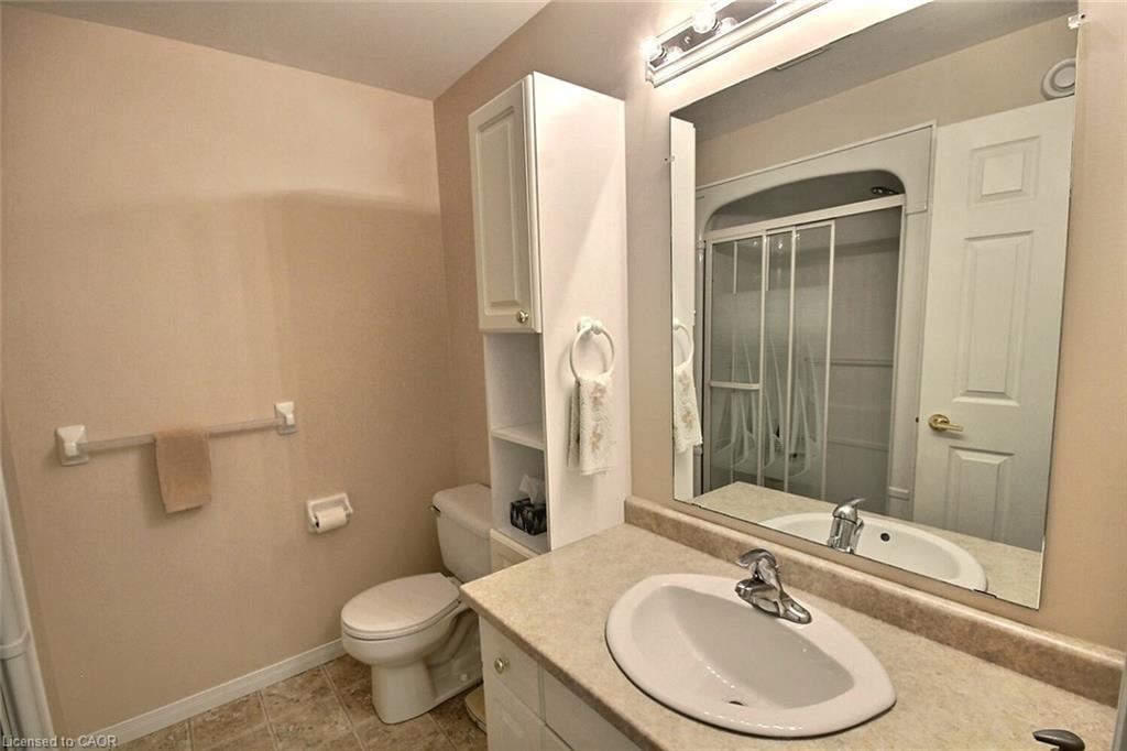 246 Dolph Street S Property Photo 12