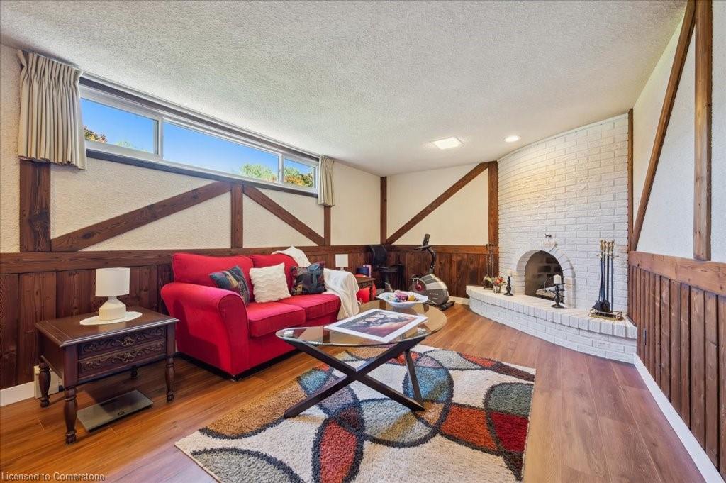 76 Lower Canada Crescent Property Photo 32