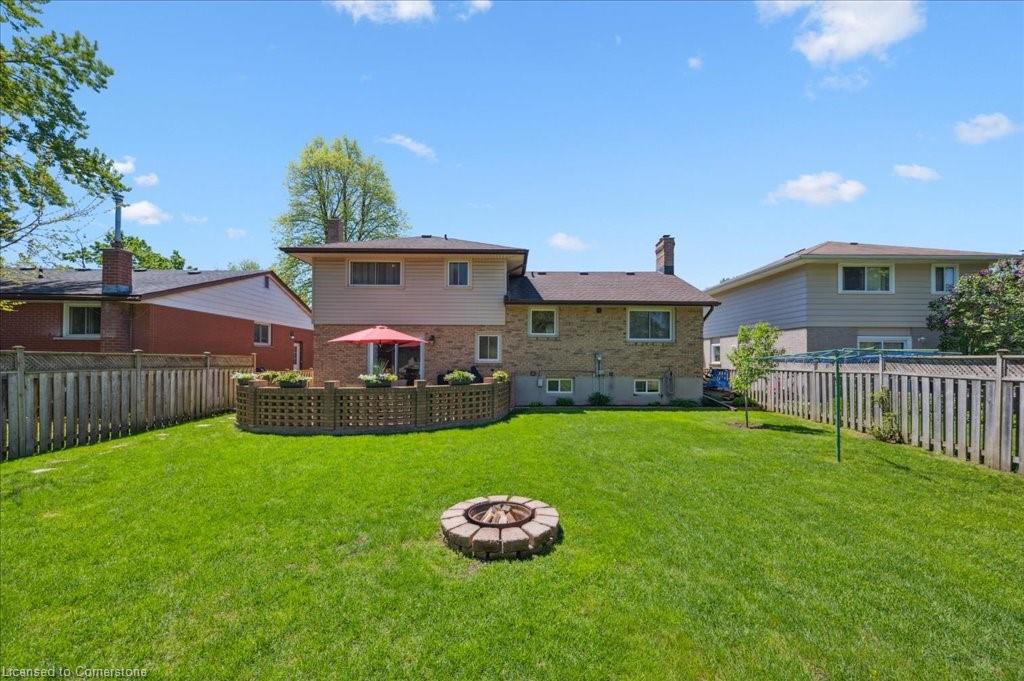 76 Lower Canada Crescent Property Photo 39