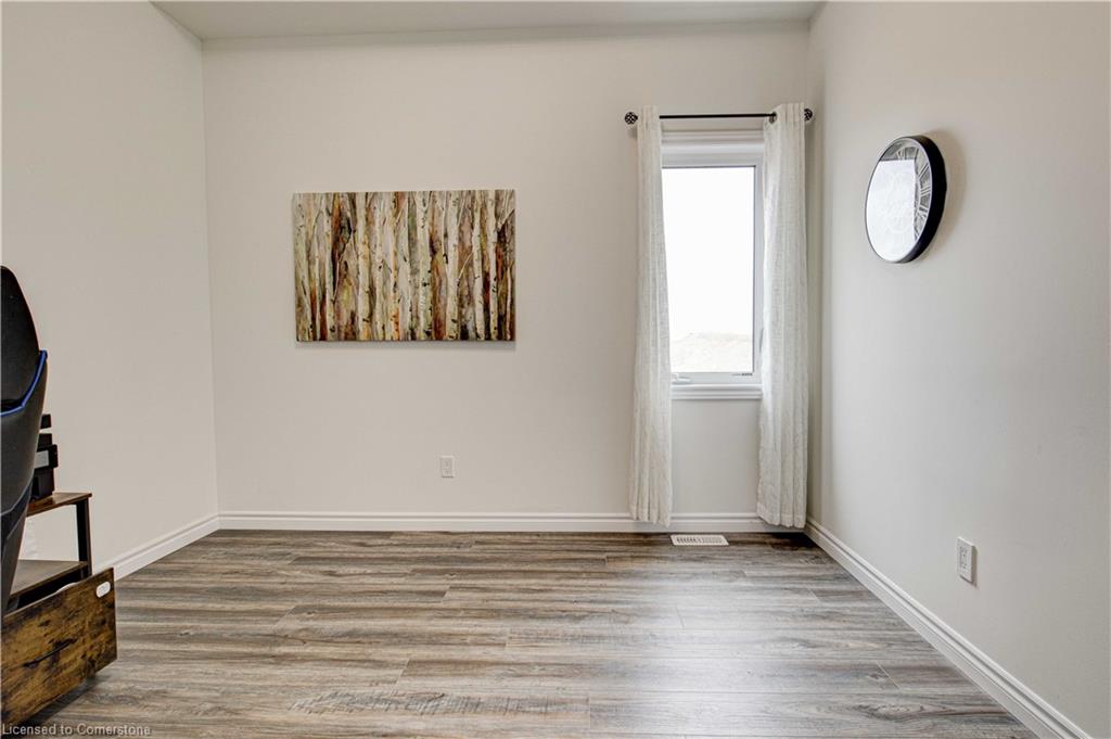 28 Sass Crescent Property Photo 20