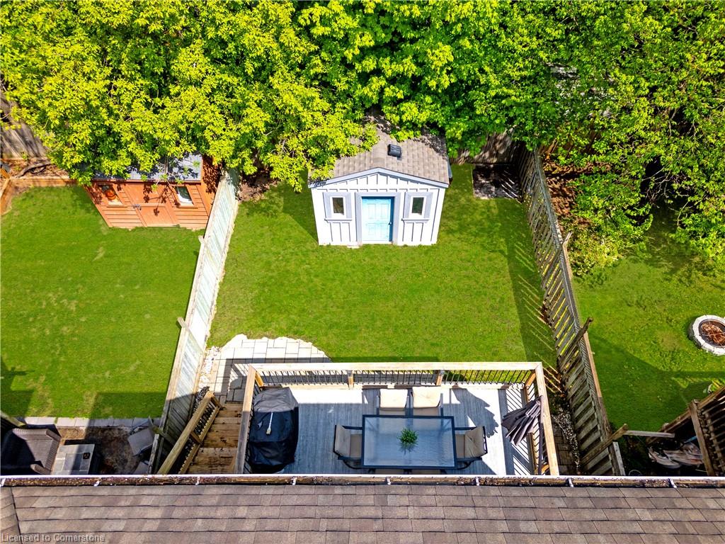16 Karalee Crescent Property Photo 3