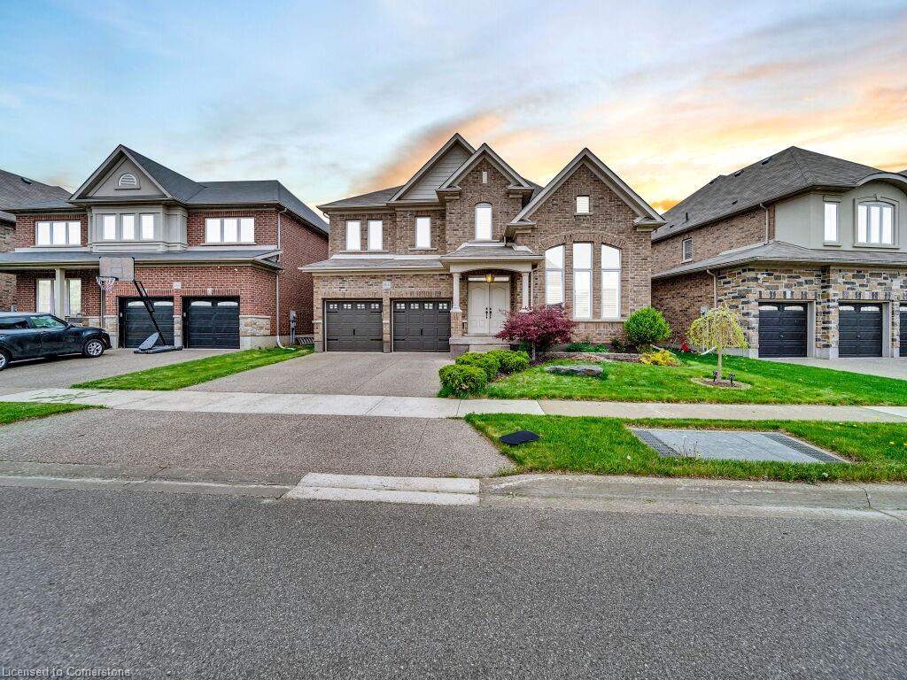 264 Evens Pond Crescent Property Photo 1