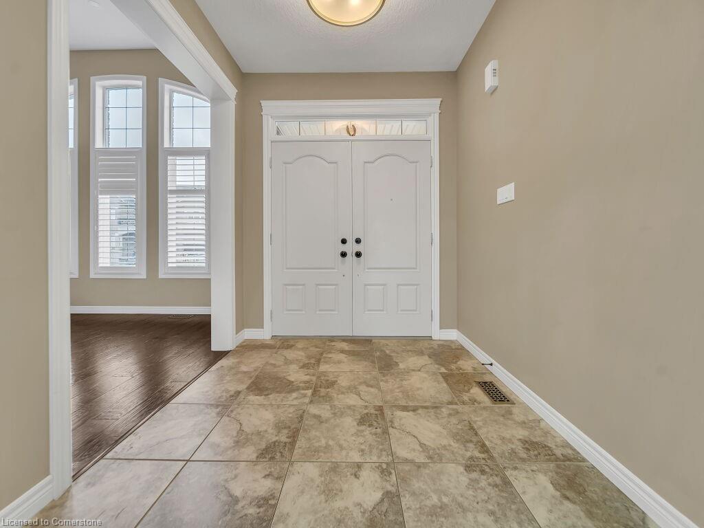 264 Evens Pond Crescent Property Photo 6