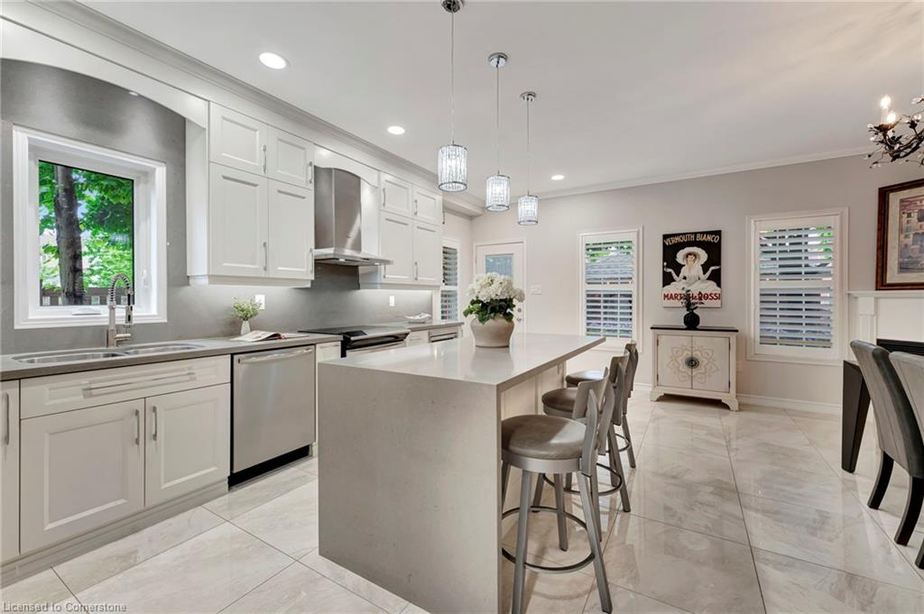 104 Georgian Drive Property Photo 11