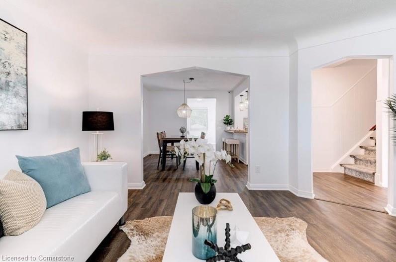 191 East 43rd Street Property Photo 3