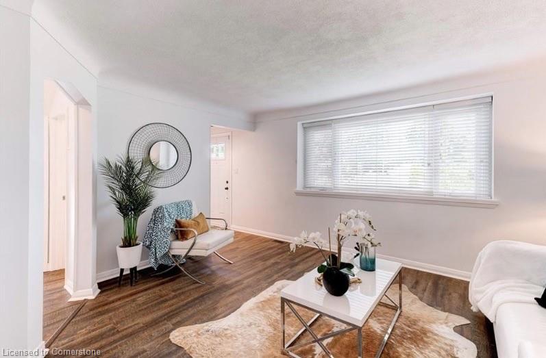 191 East 43rd Street Property Photo 4