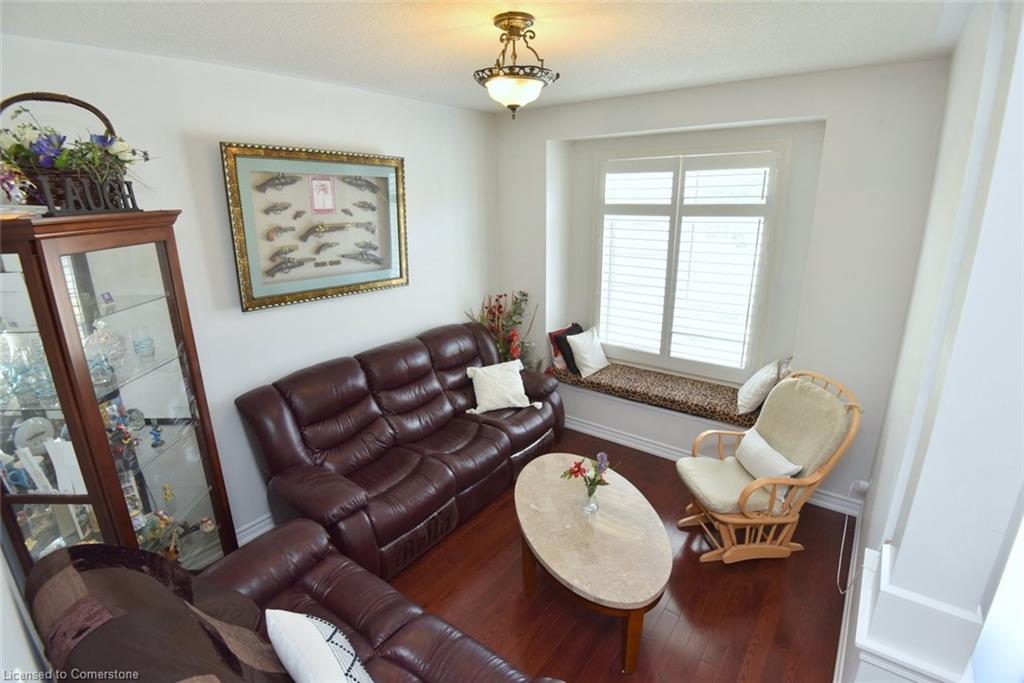 4679 Mcleod Road Property Photo 5
