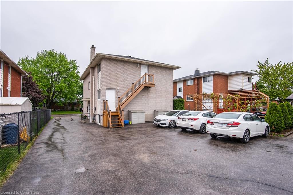 82 Carnaby Crescent Property Photo 8