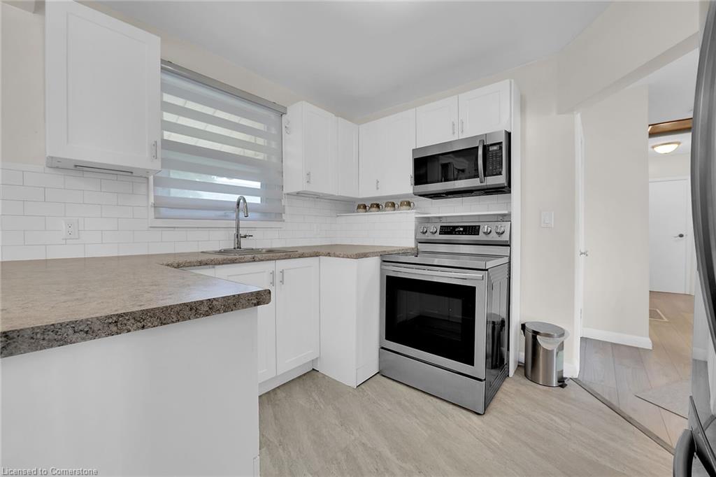 48 Alma Street S Property Photo 17