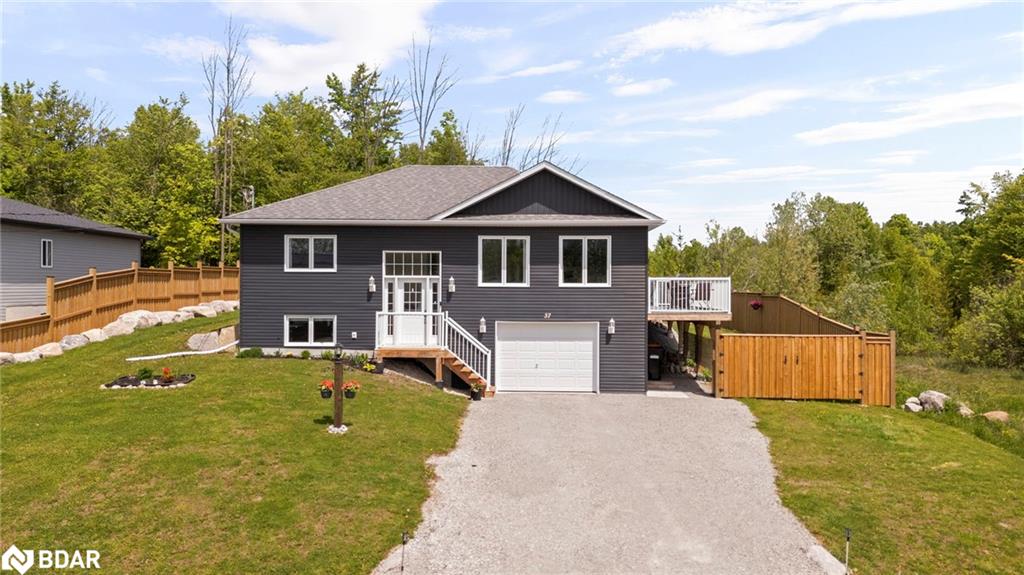 37 Easton Avenue Property Photo 2