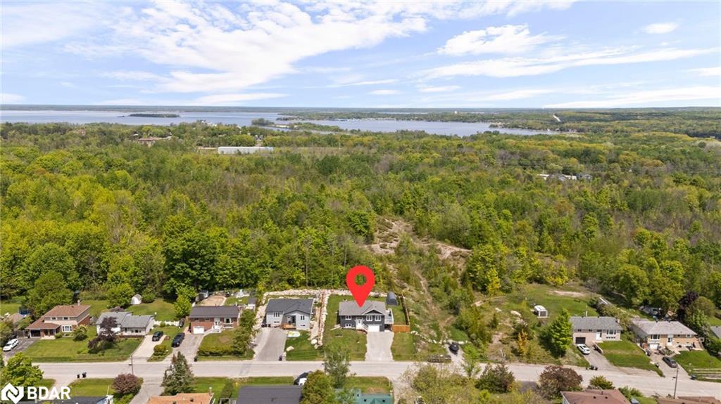 37 Easton Avenue Property Photo 6