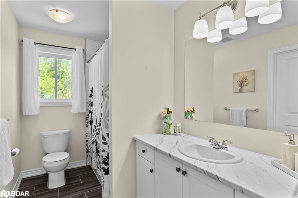 37 Easton Avenue Property Photo 19
