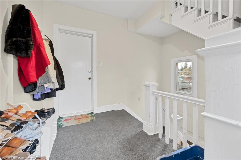 59 Regina Street N Property Photo 26
