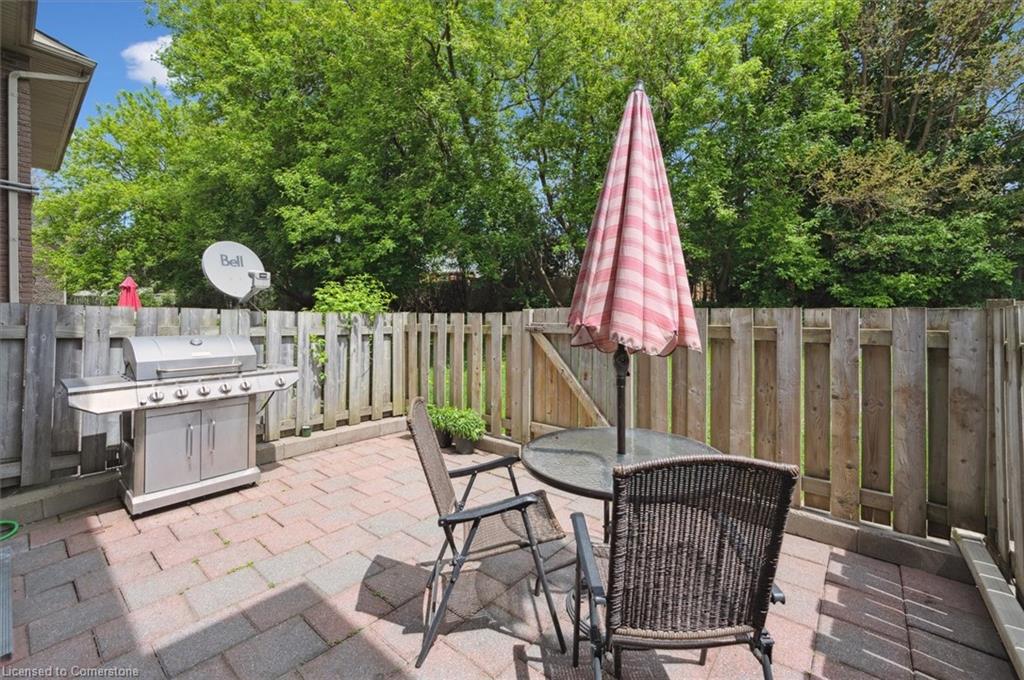 33-293 Fairway Road N Property Photo 25