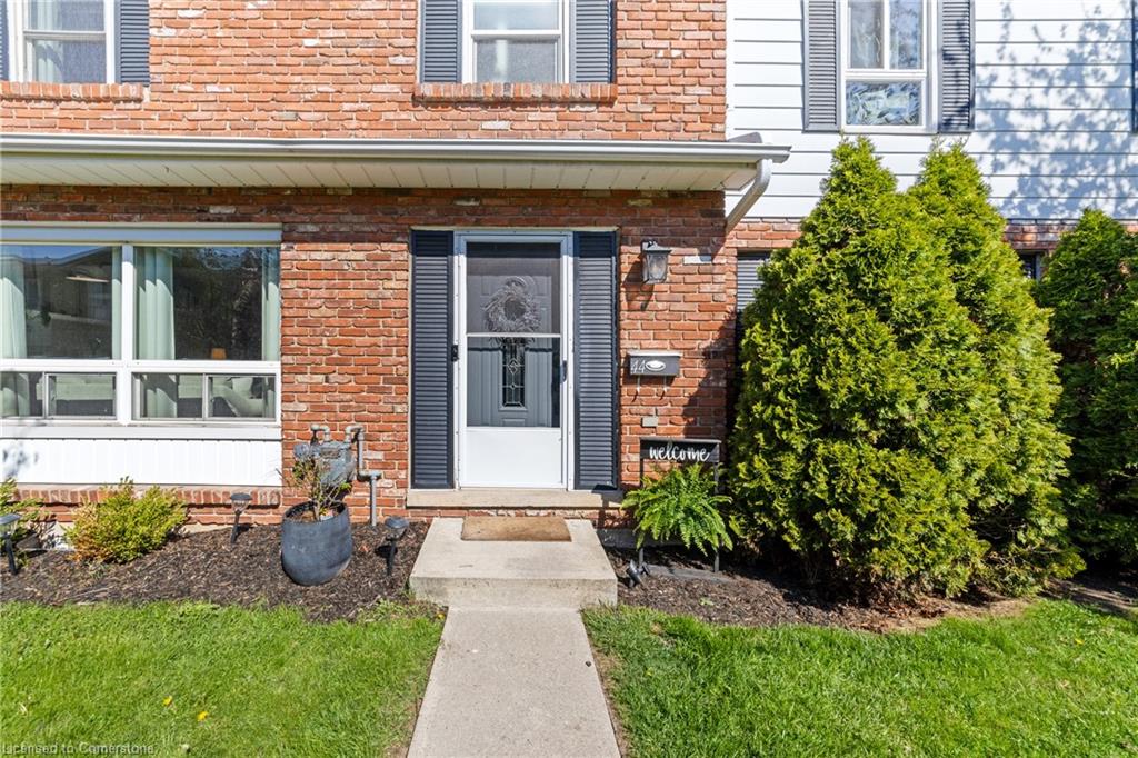 44-5475 Lakeshore Road Property Photo 2