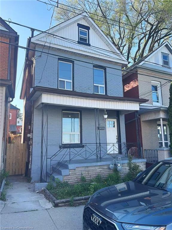 12 Greig Street Property Photo