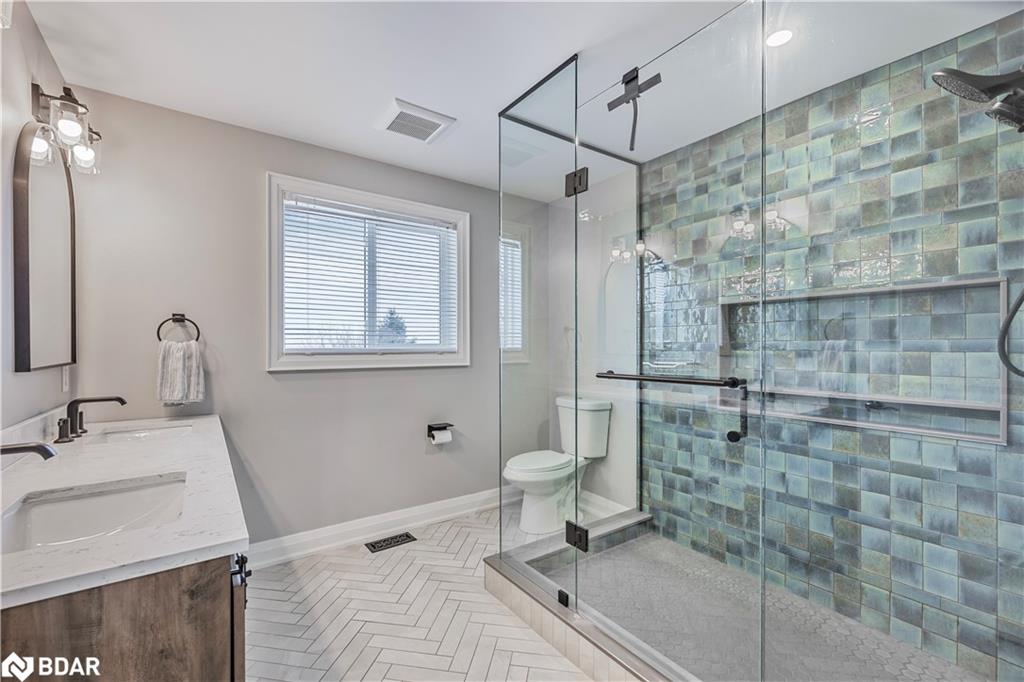 18 Peter Street Property Photo 33