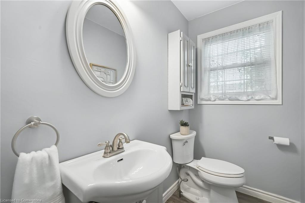 173 Green Pointe Drive Property Photo 17
