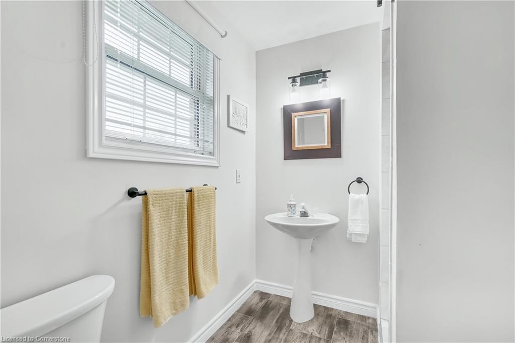 173 Green Pointe Drive Property Photo 29