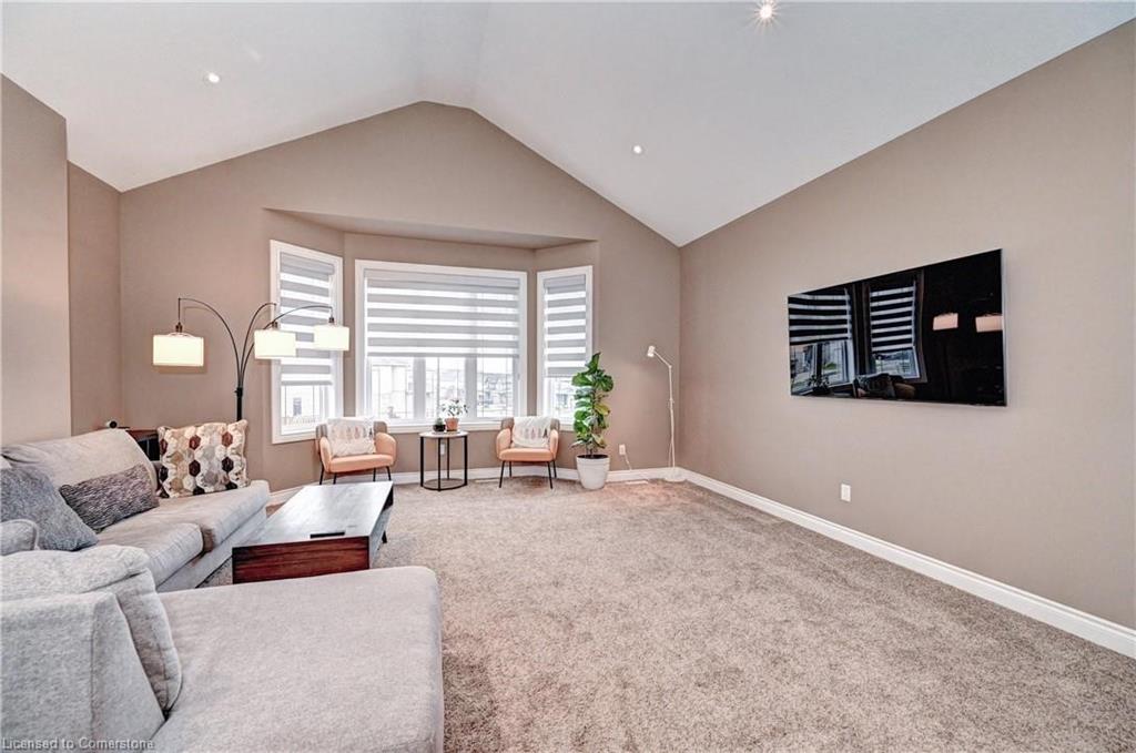 220 Ladyslipper Drive Property Photo 18