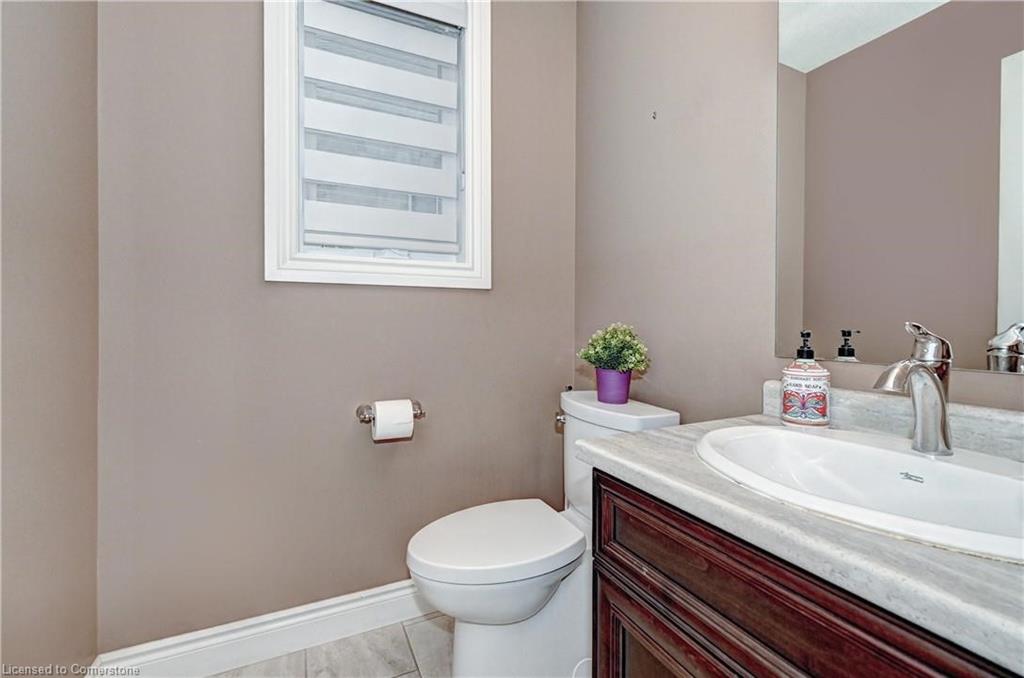 220 Ladyslipper Drive Property Photo 22