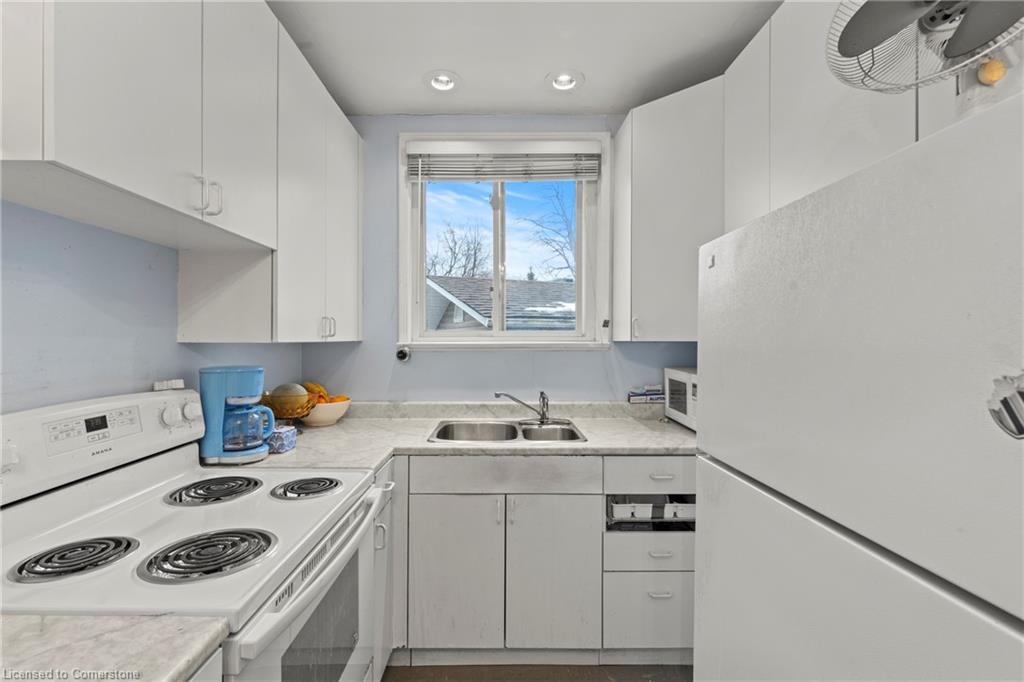 292 Glenholme Avenue Property Photo 16