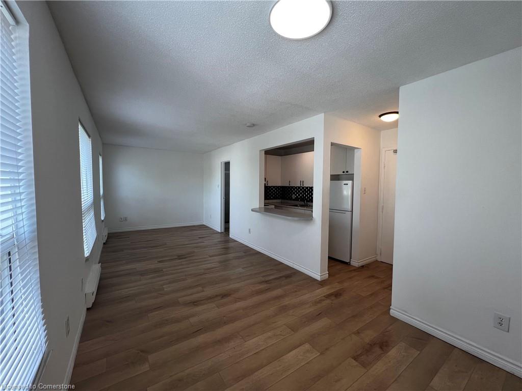16-102 Greensides Avenue Property Photo 1