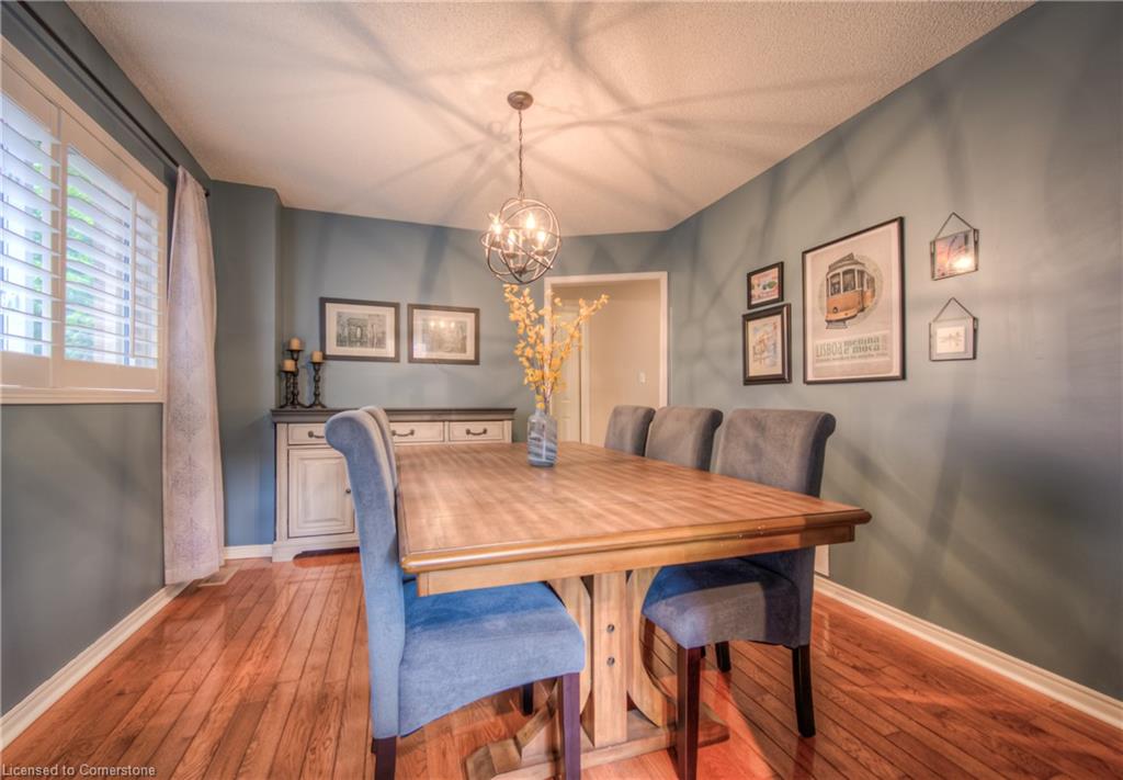 465 Burnett Avenue Property Photo 23