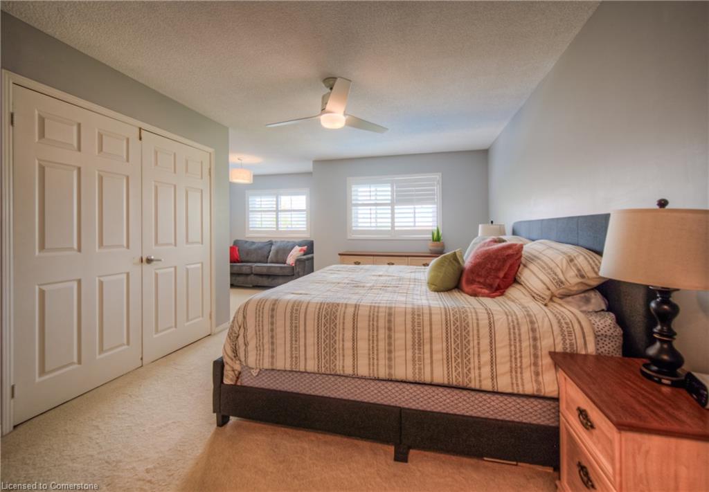 465 Burnett Avenue Property Photo 34