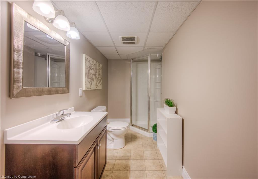 465 Burnett Avenue Property Photo 45