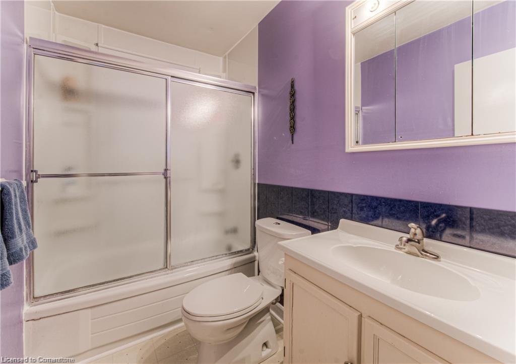 191 Allen Street E Property Photo 22