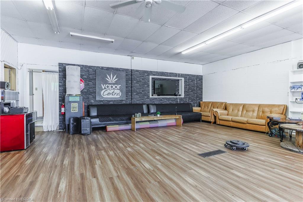 160-170 Charing Cross Street Property Photo 12