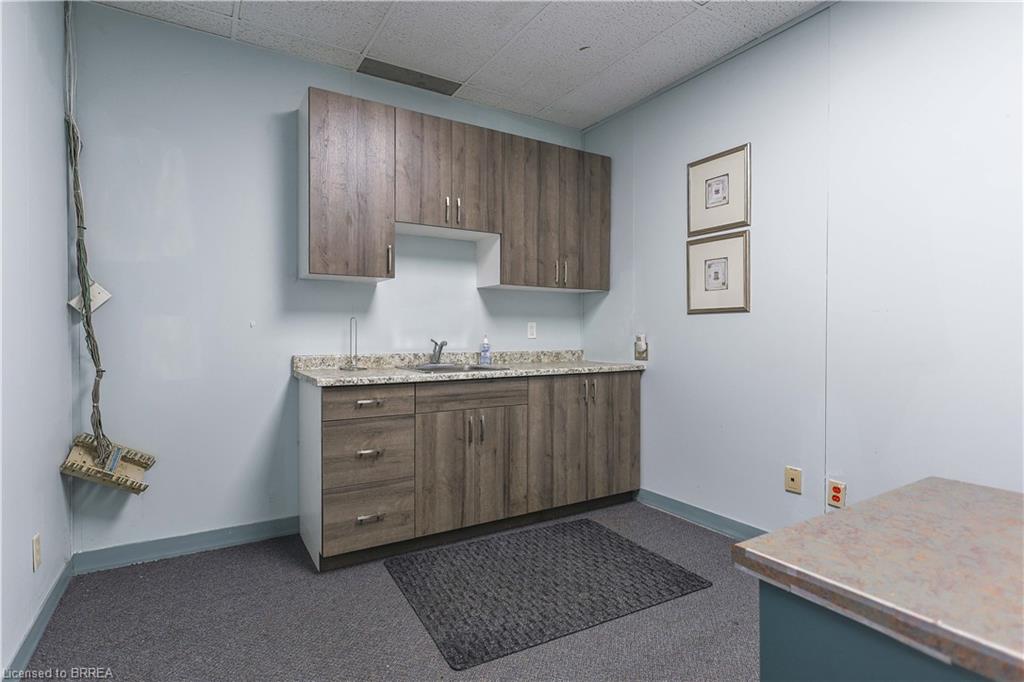 160-170 Charing Cross Street Property Photo 25