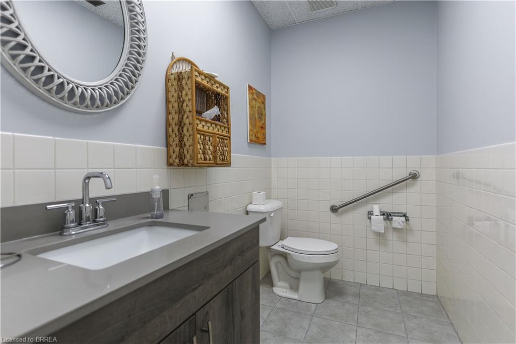 160-170 Charing Cross Street Property Photo 30
